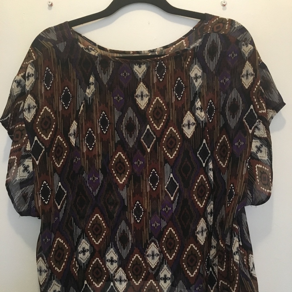 Forever21 Patterned Flowy top size small